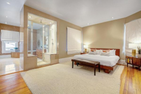Stunning Historic Home - DT Location! - Sleeps 8